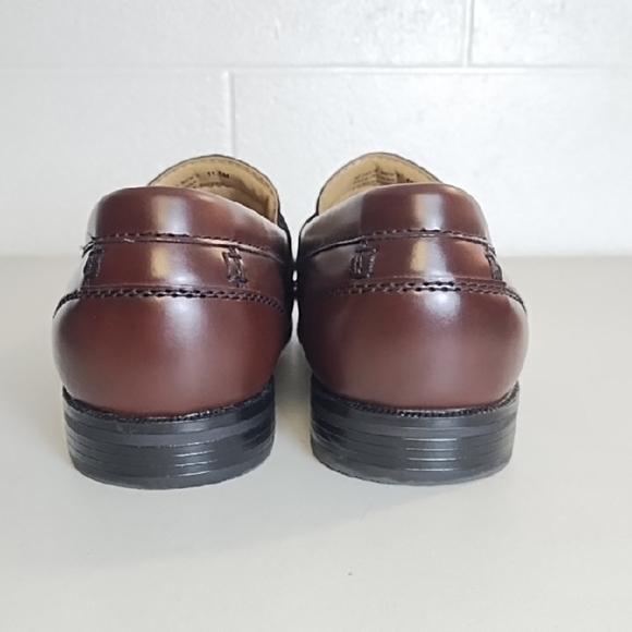 Classix Slip-On Penny Loafers Padded Insole - Picture 3 of 16